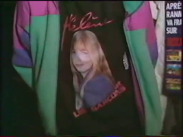 Et dire que quelques années plus tard, cette jeune fan troquera son t-shirt Hélène pour un autre à l'effigie de Marilyn Manson.