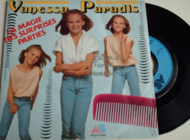 Pire que les enregistrements du Pape ou la disco, AB a commis d'autres "cimes" musicaux, comme ce disque de Vanessa Paradis.
